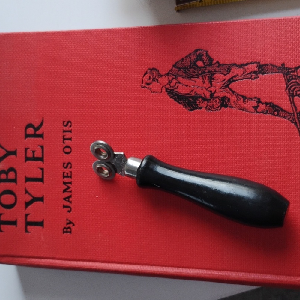🔪  Vintage Knife Sharpener Patent Dec 26 1922